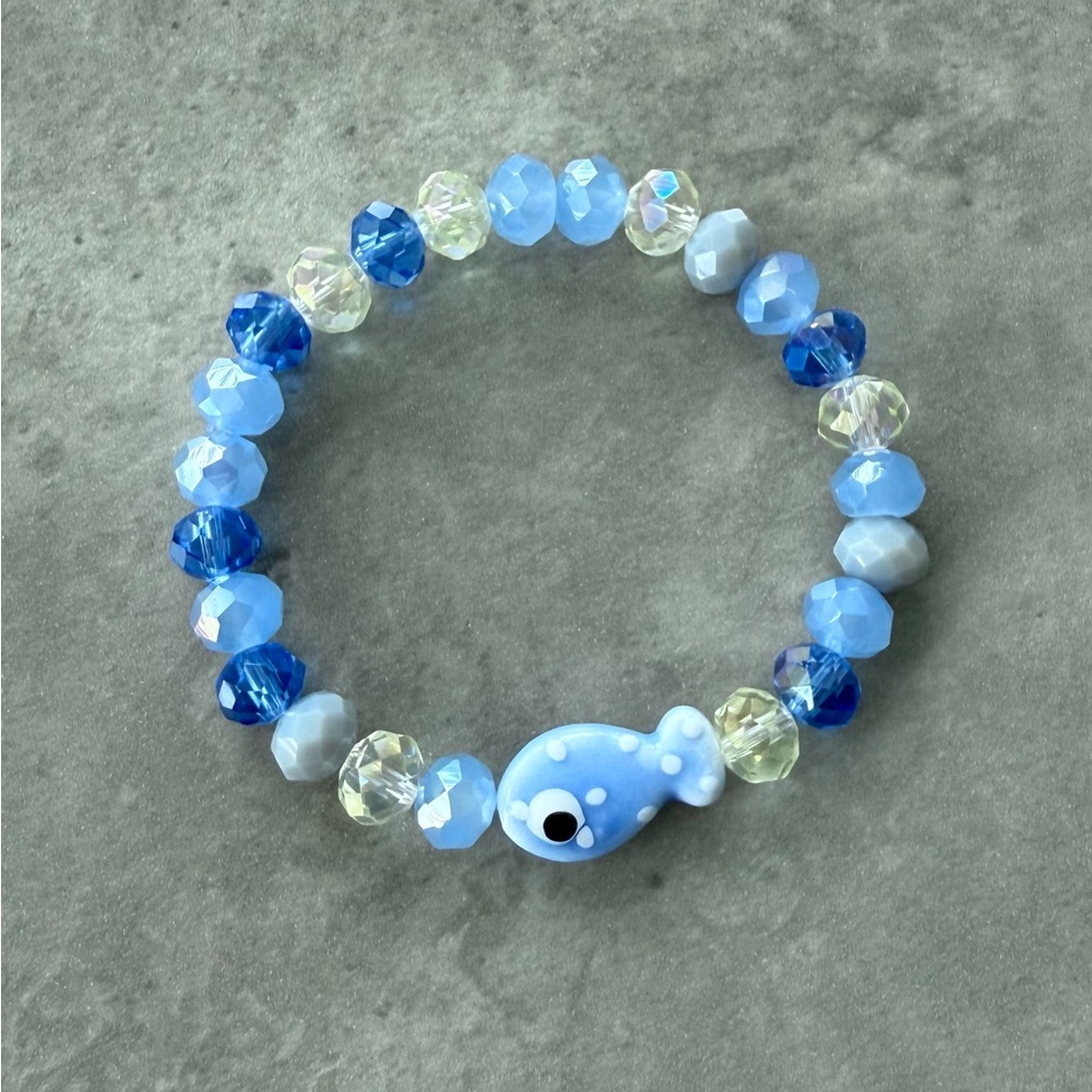 Trendy Blue Beaded Fish Bracelet